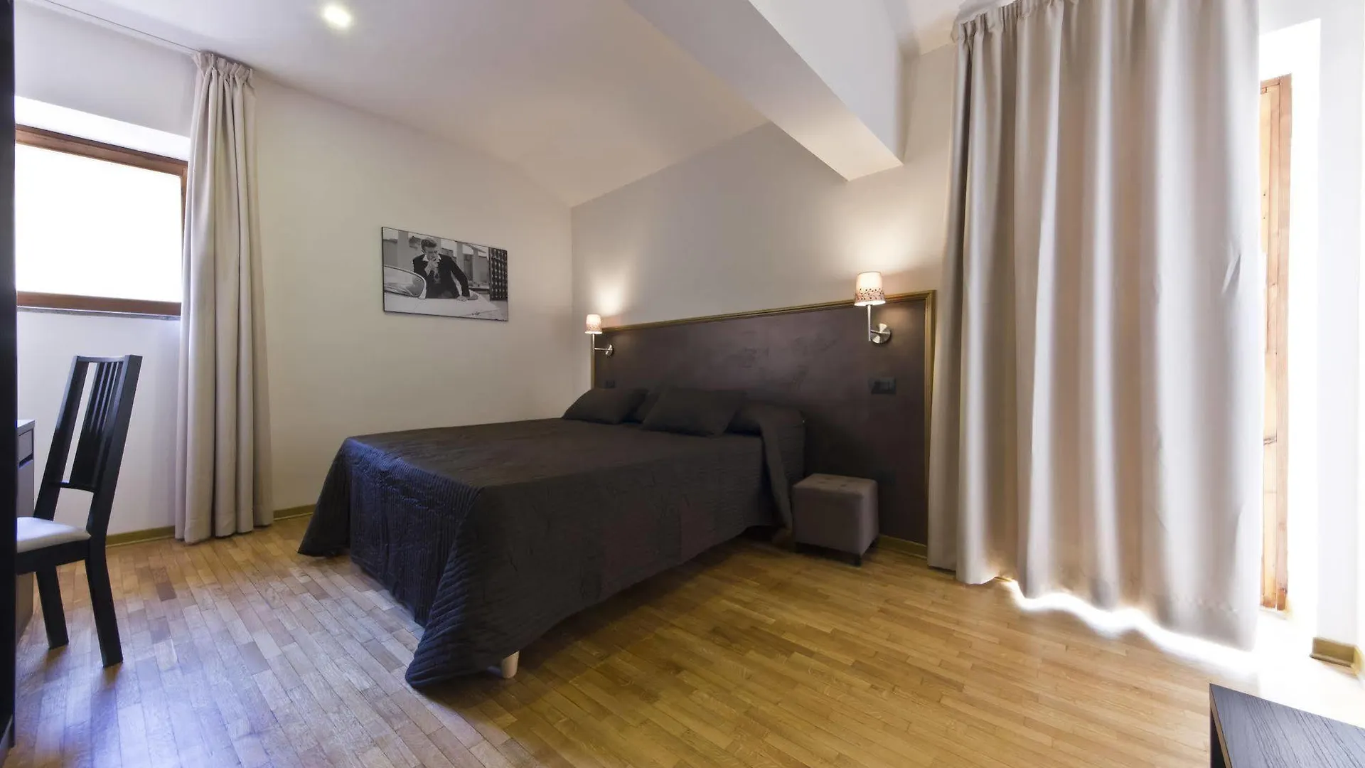 Siena Gallery - Rooms Only 3*,