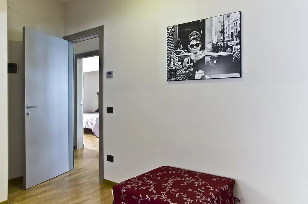 Siena Gallery - Rooms Only 3*,